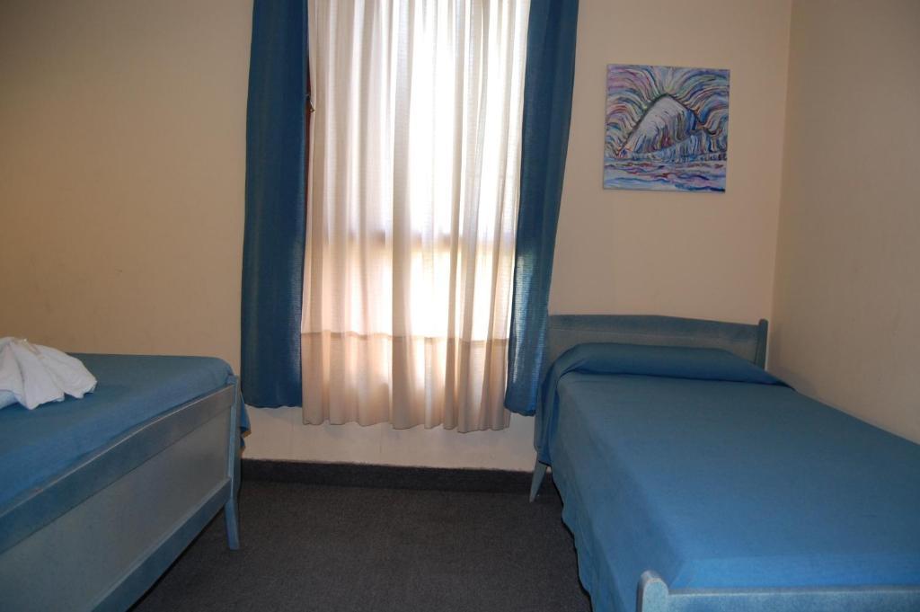 Monte Carlo Hotell Villa Carlos Paz Exteriör bild