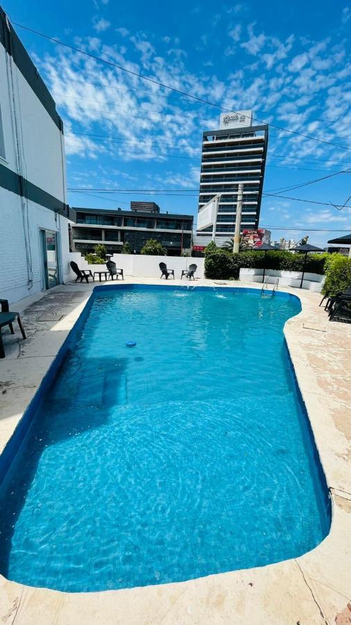 Monte Carlo Hotell Villa Carlos Paz Exteriör bild